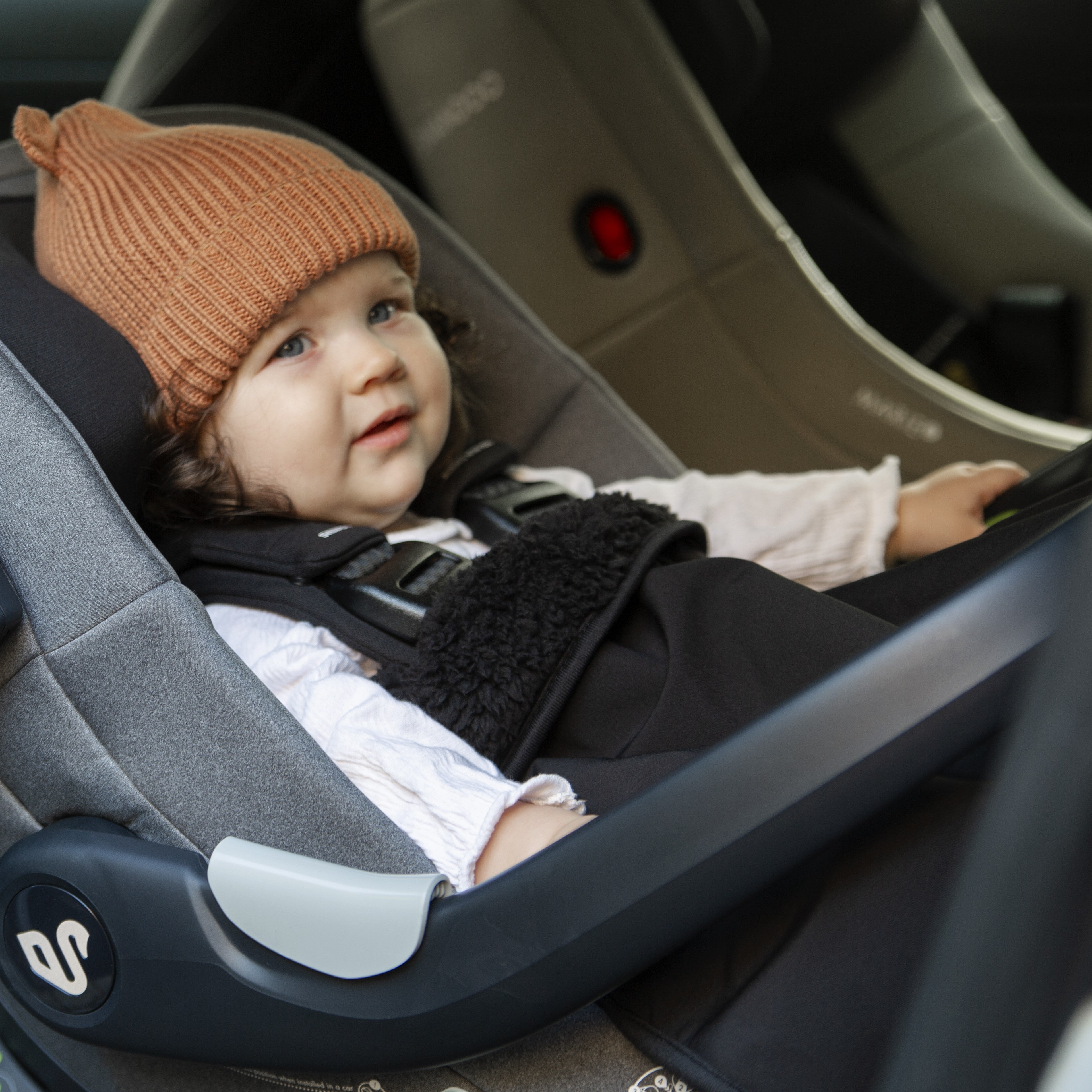 Universal Footmuff – Swandoo UK - Main Image